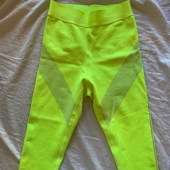 Fabletics leggings - Picture 3 of 5
